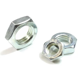 Alacsony anya, horganyzott  M4